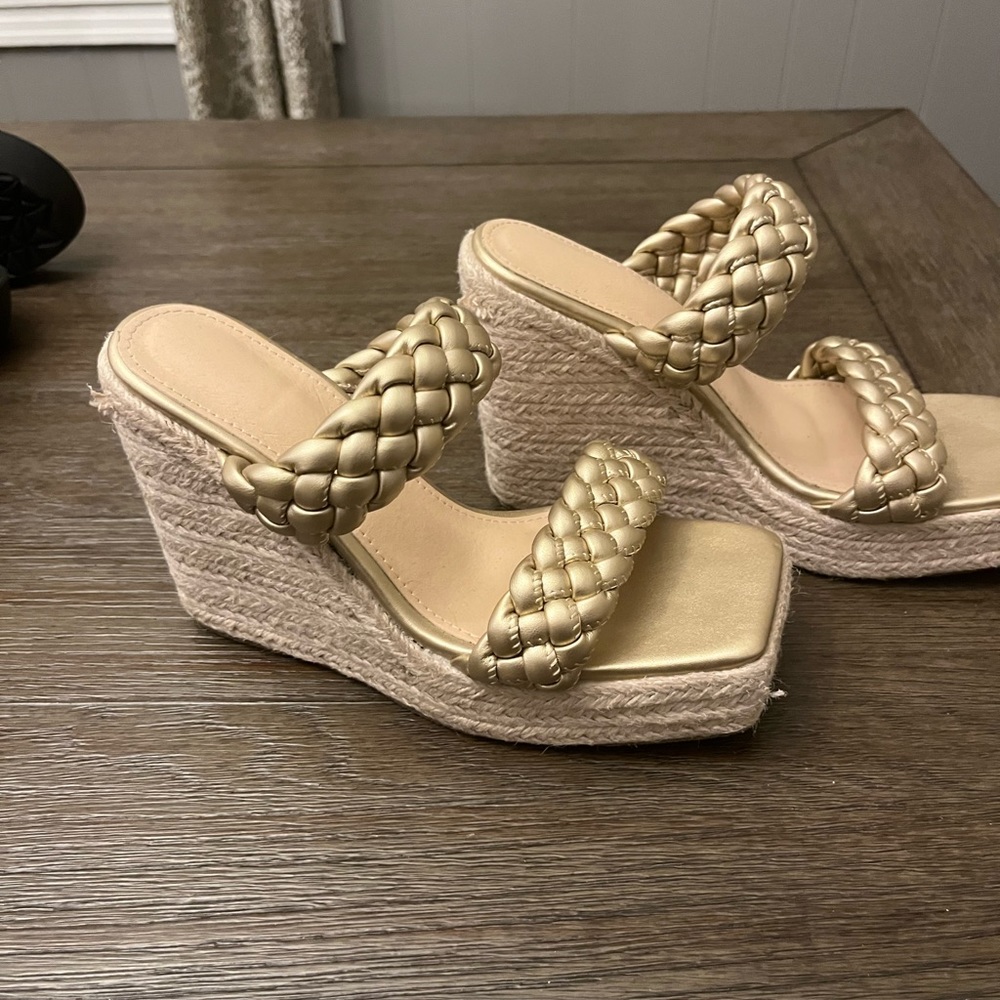 Wedge shoe